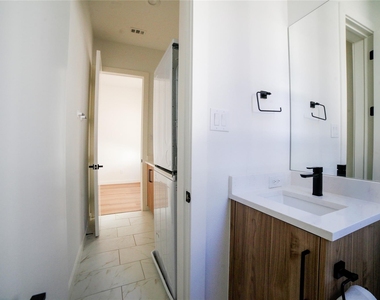 3616 San Jacinto Street - Photo Thumbnail 32