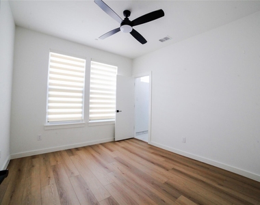 3616 San Jacinto Street - Photo Thumbnail 20