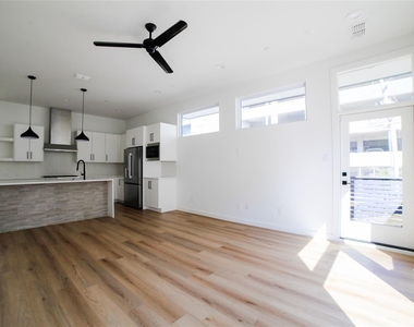 3616 San Jacinto Street - Photo Thumbnail 33