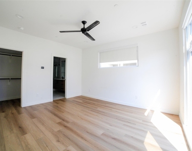 3616 San Jacinto Street - Photo Thumbnail 22