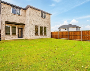 4532 Hogans Alley Drive - Photo Thumbnail 32