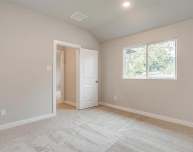 4532 Hogans Alley Drive - Photo Thumbnail 28