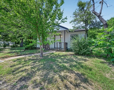 601 Royal Street - Photo Thumbnail 25