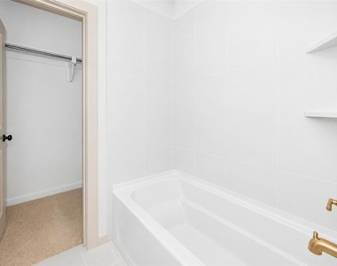 320 Walker Parkway - Photo Thumbnail 28