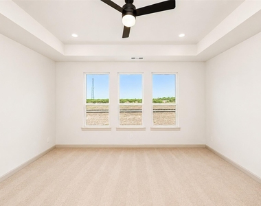 320 Walker Parkway - Photo Thumbnail 21