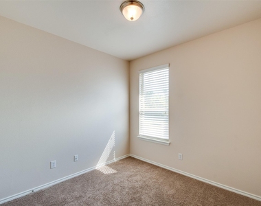 4813 Wasatch Drive - Photo Thumbnail 9