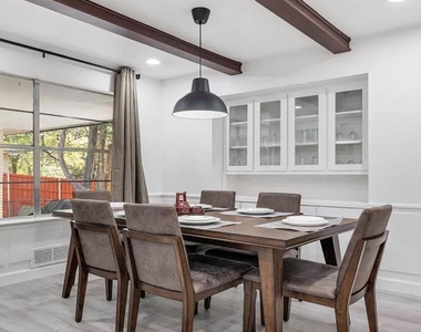 1656 Russell Glen Lane - Photo Thumbnail 6