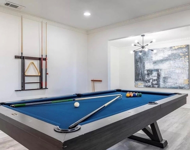 1656 Russell Glen Lane - Photo Thumbnail 4