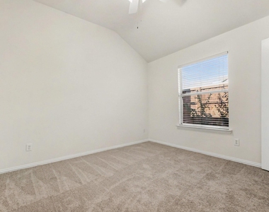 10112 Asheboro Street - Photo Thumbnail 23