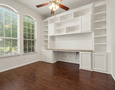 10112 Asheboro Street - Photo Thumbnail 15
