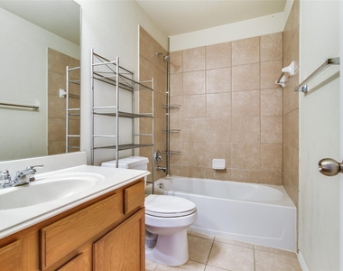 9400 Harrell Drive - Photo Thumbnail 14
