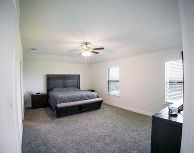 4174 Beamer Drive - Photo Thumbnail 10