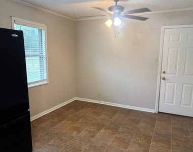 404 W Heron Street - Photo Thumbnail 11