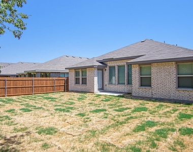 9816 Mescalbean Boulevard - Photo Thumbnail 22