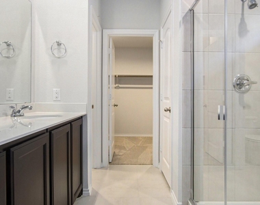 9816 Mescalbean Boulevard - Photo Thumbnail 16