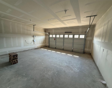 2201 Burnwood Street - Photo Thumbnail 29