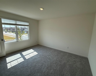 2201 Burnwood Street - Photo Thumbnail 22