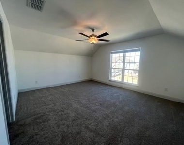 366 Waters Ridge Drive - Photo Thumbnail 19