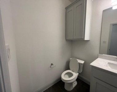 366 Waters Ridge Drive - Photo Thumbnail 18