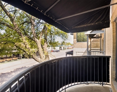 2802 Greenville Avenue - Photo Thumbnail 11