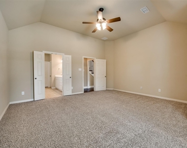 6072 Wallis Drive - Photo Thumbnail 19