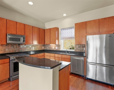 3800 Holland Avenue - Photo Thumbnail 3
