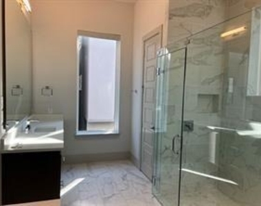 7706 Element Avenue - Photo Thumbnail 10