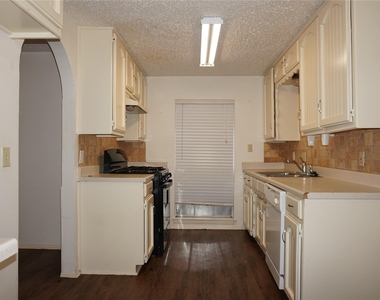 6948 Brandywine Street - Photo Thumbnail 3