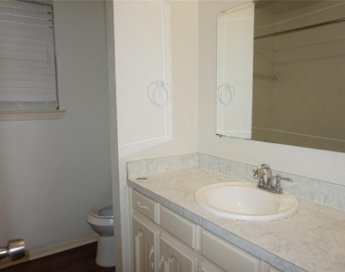 6948 Brandywine Street - Photo Thumbnail 9