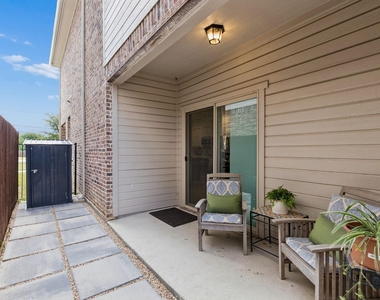 6527 Bowman Roberts Road - Photo Thumbnail 14