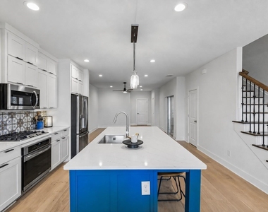 6527 Bowman Roberts Road - Photo Thumbnail 3