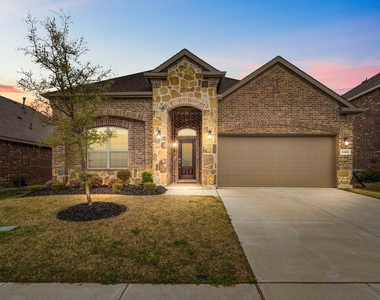 2104 Lake Cliff Drive - Photo Thumbnail 27