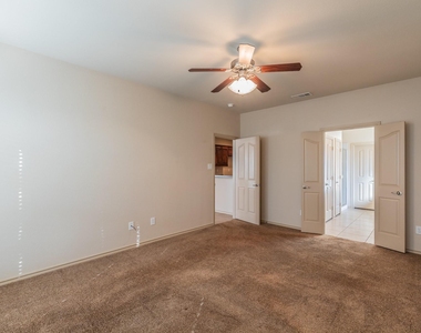 10844 Irish Glen Trail - Photo Thumbnail 19