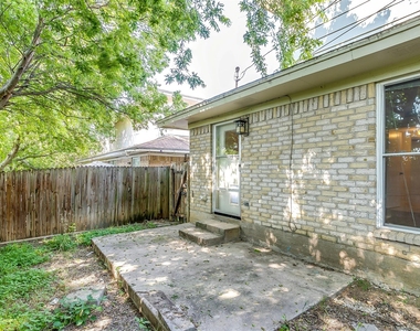 127 Allencrest Drive - Photo Thumbnail 29