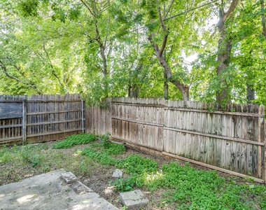 127 Allencrest Drive - Photo Thumbnail 27