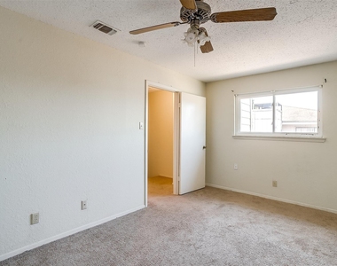 127 Allencrest Drive - Photo Thumbnail 24