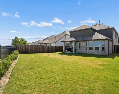 2321 Green River Road - Photo Thumbnail 26