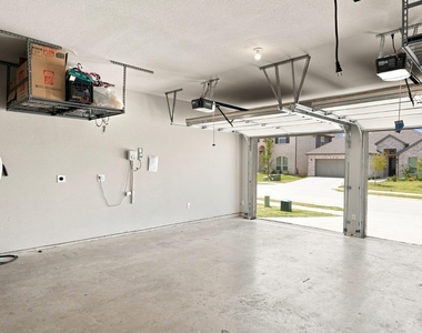 3861 Poppywood Drive - Photo Thumbnail 34