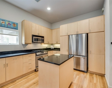4026 Travis Street - Photo Thumbnail 9