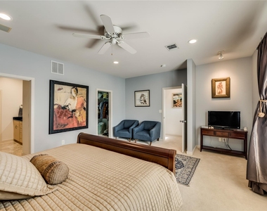 4026 Travis Street - Photo Thumbnail 22