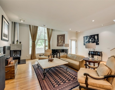 4026 Travis Street - Photo Thumbnail 4