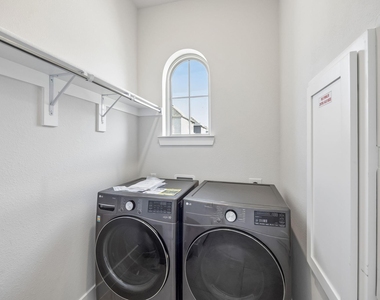 2624 Fiddler Way - Photo Thumbnail 22