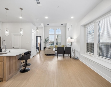 2624 Fiddler Way - Photo Thumbnail 10