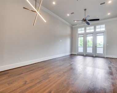 2262 Alterbrook Lane - Photo Thumbnail 3