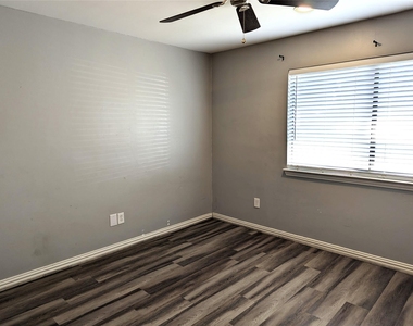 509 Pine Trail Drive - Photo Thumbnail 21
