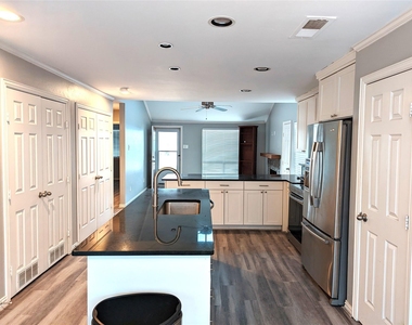 509 Pine Trail Drive - Photo Thumbnail 3