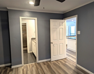 509 Pine Trail Drive - Photo Thumbnail 14