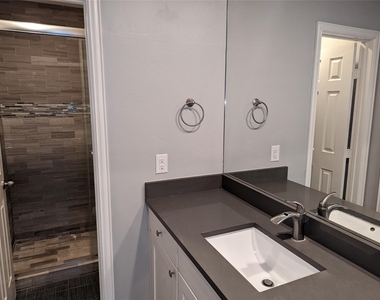 509 Pine Trail Drive - Photo Thumbnail 7