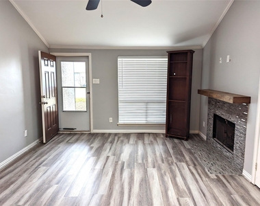 509 Pine Trail Drive - Photo Thumbnail 5