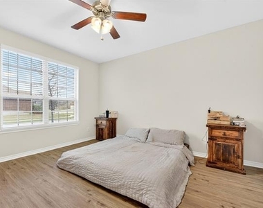 2261 Obsidian Drive - Photo Thumbnail 22